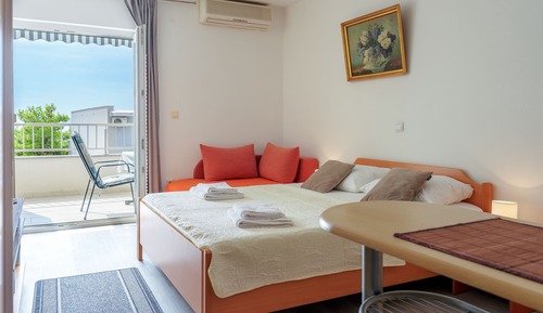 Studio, Multiple Bedrooms, Balcony, City View