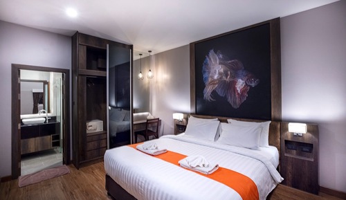 Deluxe Double or Twin Room