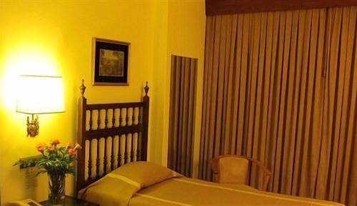 Economy Single Room