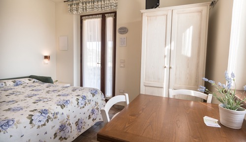 Classic Studio, Private Bathroom (Luna)