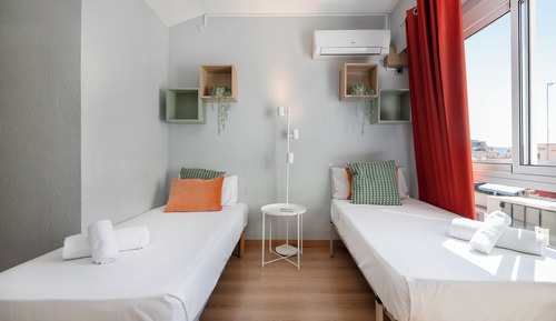 Family Duplex, Tower