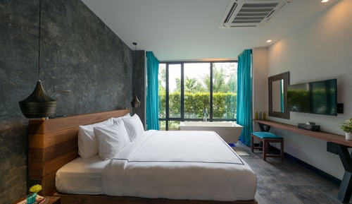 Bay Grand Suite