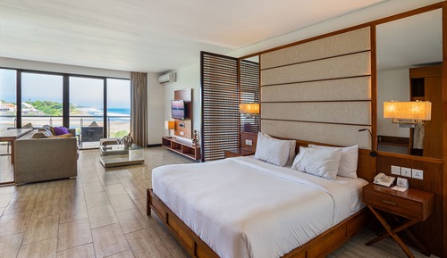 Suite, 1 Bedroom, Partial Ocean View