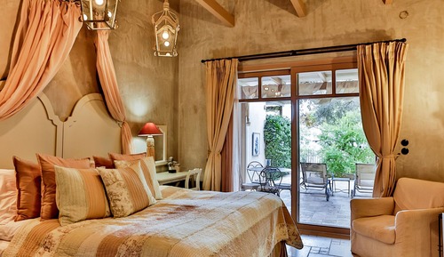 Suite, Sea View