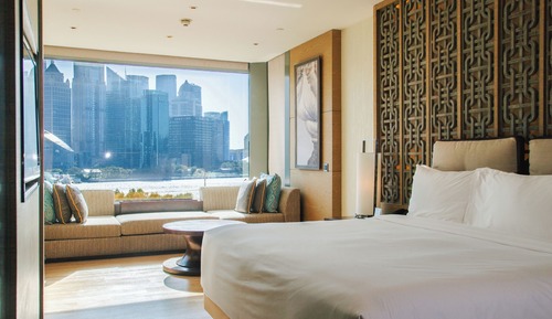 Riverside Retreat - King Bed Room