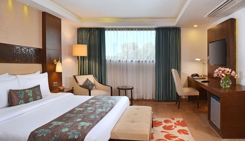 Premium Room, 1 Double Bed (18SQM, Free WiFi, Shower)