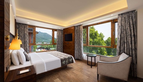 Deluxe Room, 1 Double Bed (24SQM)