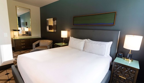 Junior Suite, 1 King Bed