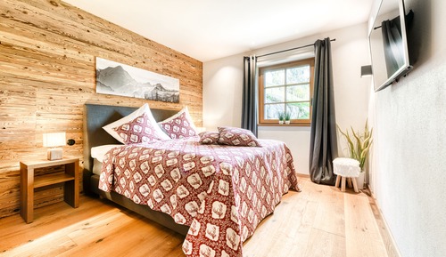 Garden Apartment in Chalet GM (incl. Cleaning Fee, City Tax & Laundry Package)