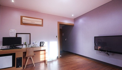 Room (Ondol room)