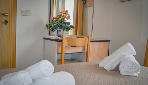 Basic Double Room
