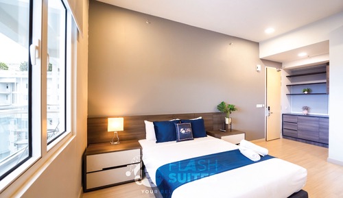 Executive Penthouse 4BR (Dual-Key)