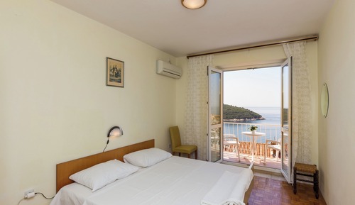 Apartment (1Bedroom Suite,Balcony, Sea view)