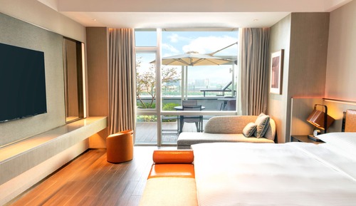 Regency, Suite, 1 King Bed, Terrace, Pool View