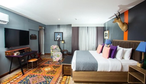 Executive Room