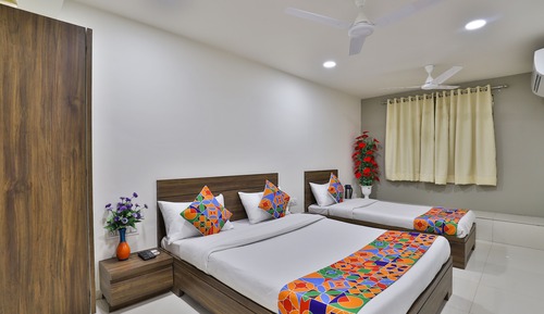 Super Deluxe Room