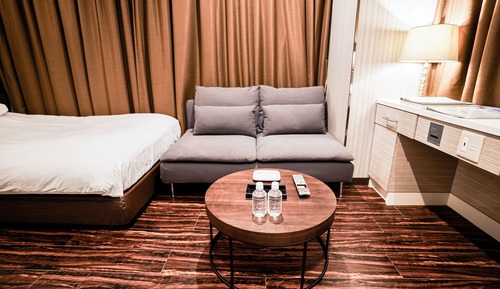 Standard Twin Room, Smoking
