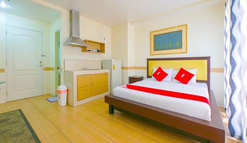 Economy Suite