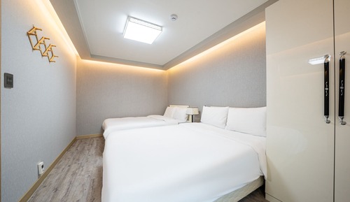 Room (Special Room)