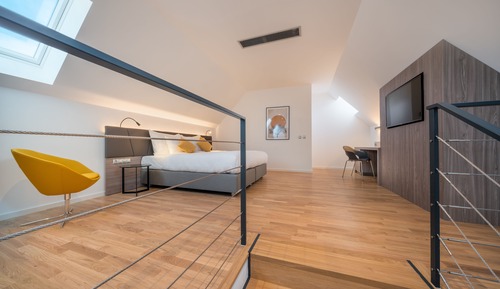 Duplex