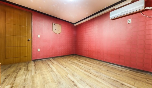 Room (Ondol family room)