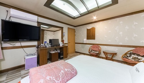 Room (Standard Room)
