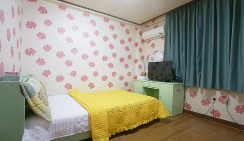 Room (Standard (bed))