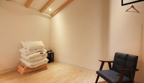Room (Korean room (air purifier))