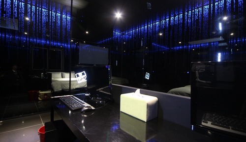 Room (Matrix (OTT Bathtub))