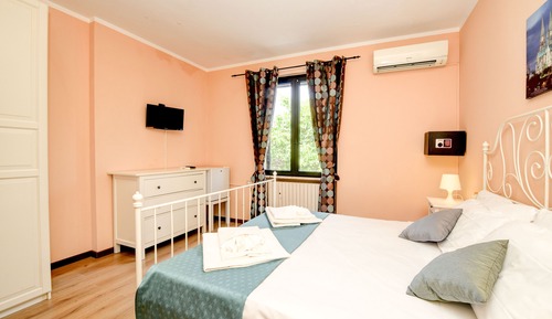 Standard Room, 1 Bedroom, Garden View