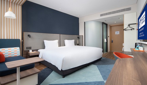 Standard Room, 1 King Bed (Super King, Extra Floor Space)