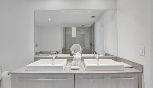 Premier Apartment