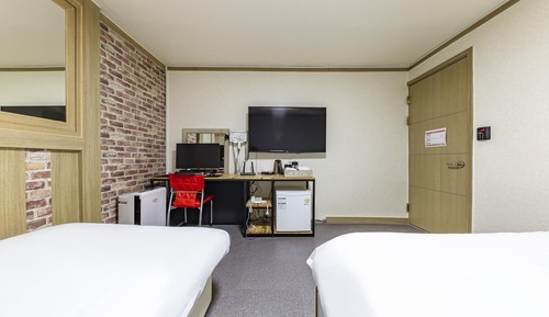 Room (Natural Hot Spring Water Building A -)
