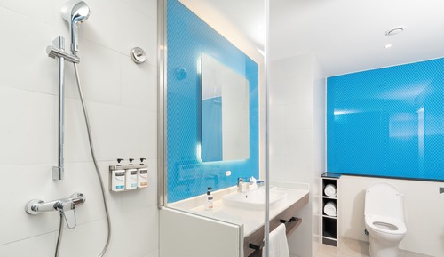 Standard Room, 1 King Bed, City View