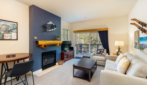 Condo, 2 Bedrooms