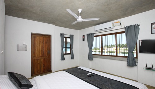 Classic Double Room