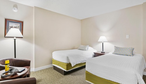 Room, Multiple Beds (TCSSBV)