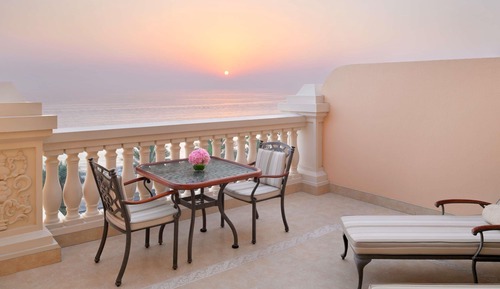 Signature Suite Ocean, Balcony, Club Lounge Access