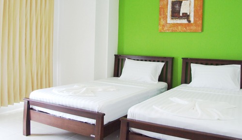 Deluxe Twin Room