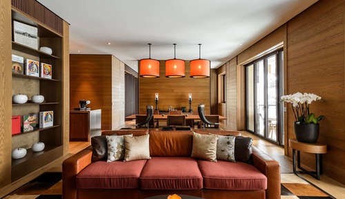 Deluxe Suite (Grand)