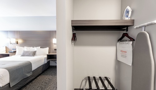 Two Queen Beds