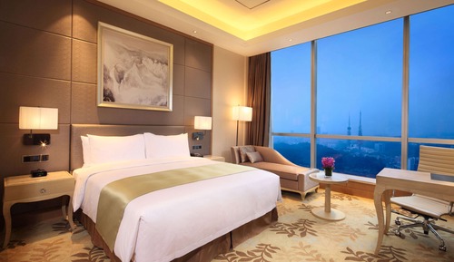 King, Deluxe Room