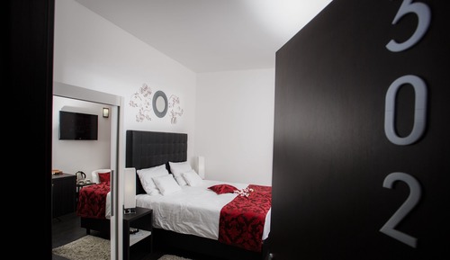 Superior Twin Room, City View
