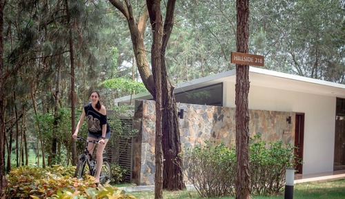 Hilltop Villa with Free Foot Massage & Jjimjilbang Experience