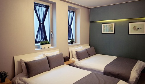 Suite Quadruple Room