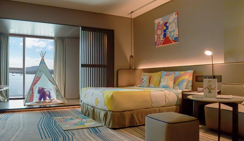 Premium Room, 1 King Bed, Sea View (Kids Theme)