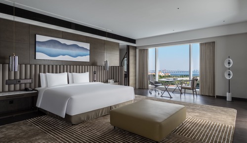 Royal Suite, 1 King Bed (Panorama View)