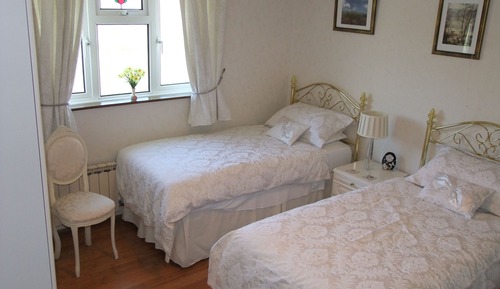 Twin Room, Private Bathroom