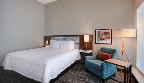 Room, 1 King Bed, City View
