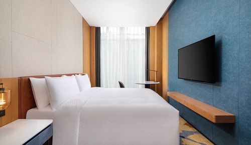 Junior Suite, 1 King Bed